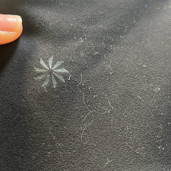 Athleta SALUTATION HIGH RISE JOGGER in black sz small little hair - Picture 7 of 7